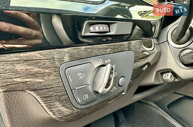 Внедорожник / Кроссовер Audi Q7 2016 в 
