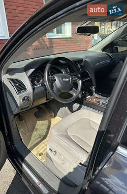 Внедорожник / Кроссовер Audi Q7 2014 в 
