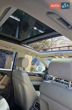 Внедорожник / Кроссовер Audi Q7 2011 в 