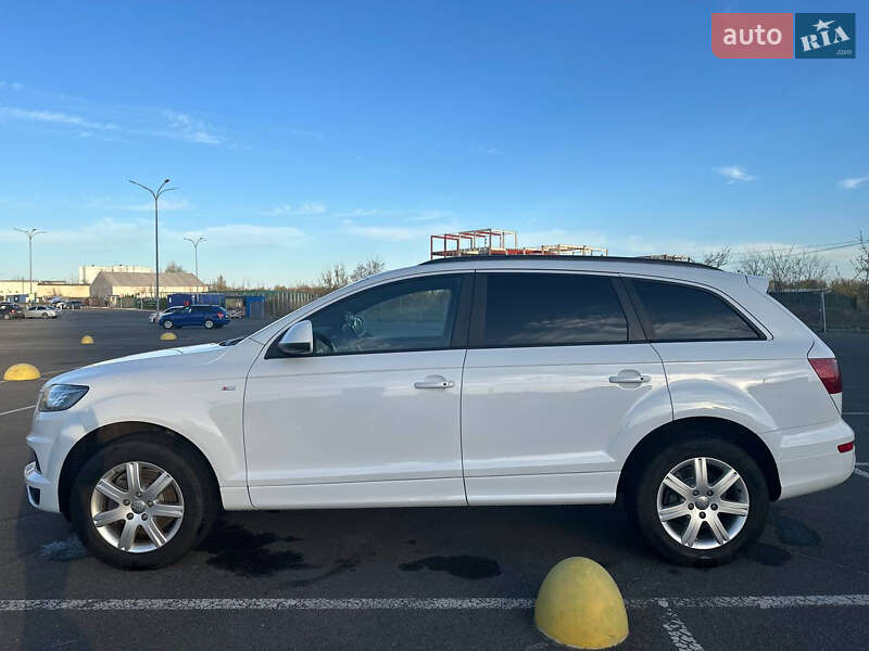 Внедорожник / Кроссовер Audi Q7 2014 в Киеве