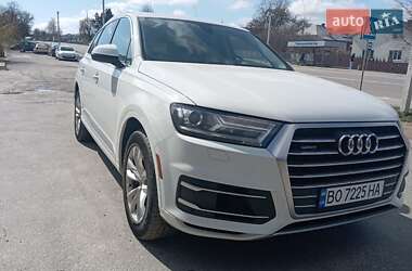 Внедорожник / Кроссовер Audi Q7 2018 в 