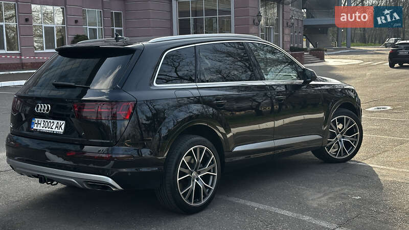 Внедорожник / Кроссовер Audi Q7 2019 в Одессе