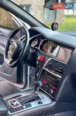 Внедорожник / Кроссовер Audi Q7 2008 в 