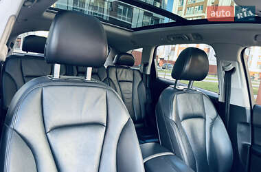 Внедорожник / Кроссовер Audi Q7 2016 в 