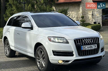 Внедорожник / Кроссовер Audi Q7 2012 в 