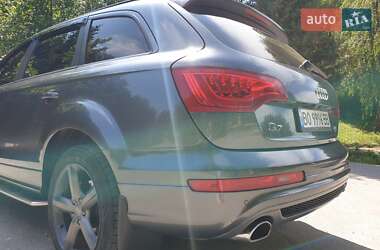 Внедорожник / Кроссовер Audi Q7 2015 в 