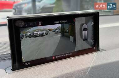 Позашляховик / Кросовер Audi Q7 2017 в 