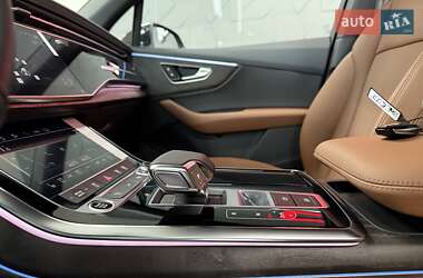 Внедорожник / Кроссовер Audi Q7 2025 в 