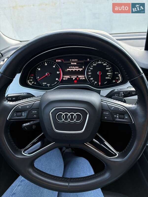 Внедорожник / Кроссовер Audi Q7 2016 в Львове