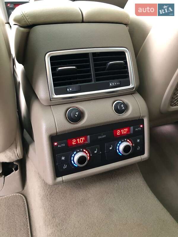 Внедорожник / Кроссовер Audi Q7 2014 в Золочеве