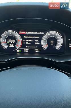 Внедорожник / Кроссовер Audi Q7 2020 в 