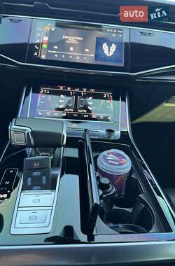 Внедорожник / Кроссовер Audi Q7 2020 в 