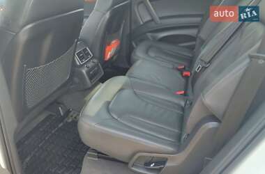 Позашляховик / Кросовер Audi Q7 2014 в 