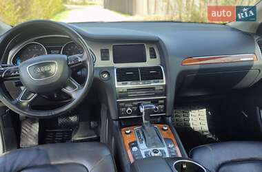 Позашляховик / Кросовер Audi Q7 2014 в 
