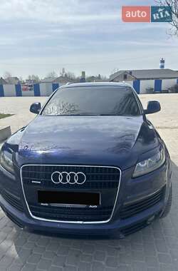 Внедорожник / Кроссовер Audi Q7 2007 в 
