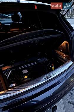 Внедорожник / Кроссовер Audi Q7 2012 в 