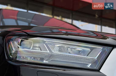 Внедорожник / Кроссовер Audi Q7 2018 в 