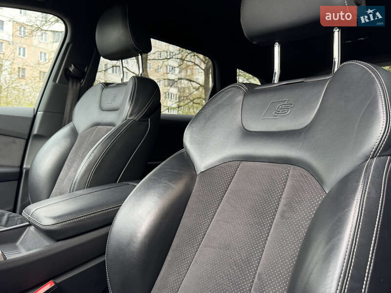 Внедорожник / Кроссовер Audi Q7 2015 в Тернополе