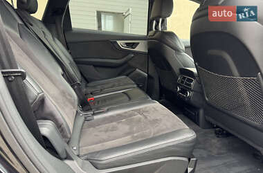 Внедорожник / Кроссовер Audi Q7 2015 в 