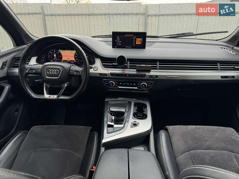 Внедорожник / Кроссовер Audi Q7 2015 в Тернополе