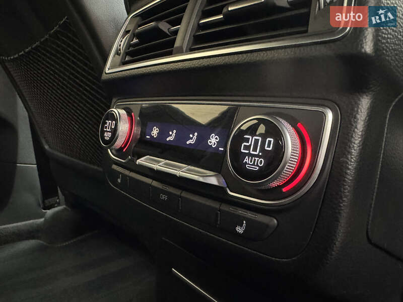 Внедорожник / Кроссовер Audi Q7 2015 в Тернополе