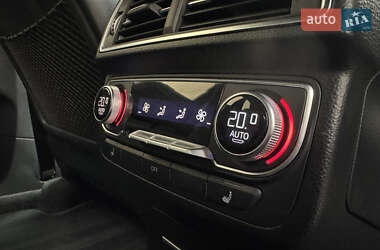 Внедорожник / Кроссовер Audi Q7 2015 в 