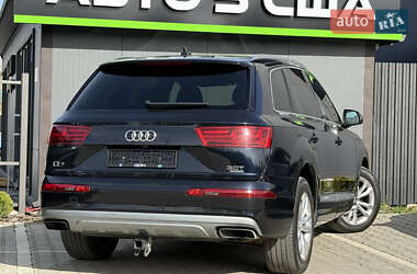Внедорожник / Кроссовер Audi Q7 2016 в 