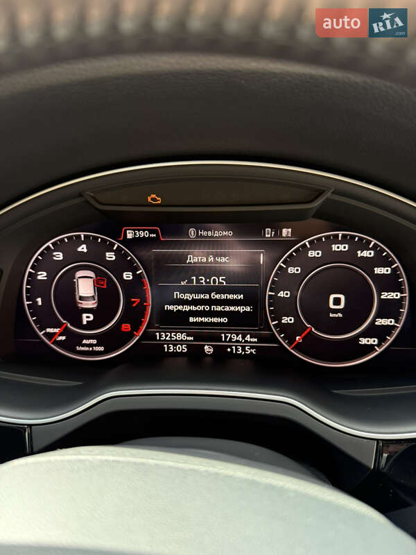 Внедорожник / Кроссовер Audi Q7 2017 в Ужгороде