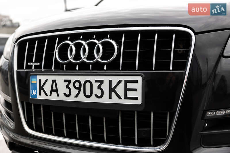 Внедорожник / Кроссовер Audi Q7 2013 в Киеве