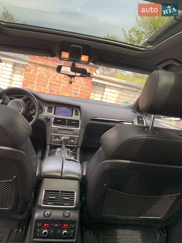 Позашляховик / Кросовер Audi Q7 2011 в Тернополі
