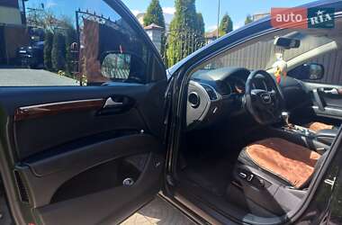 Внедорожник / Кроссовер Audi Q7 2012 в 