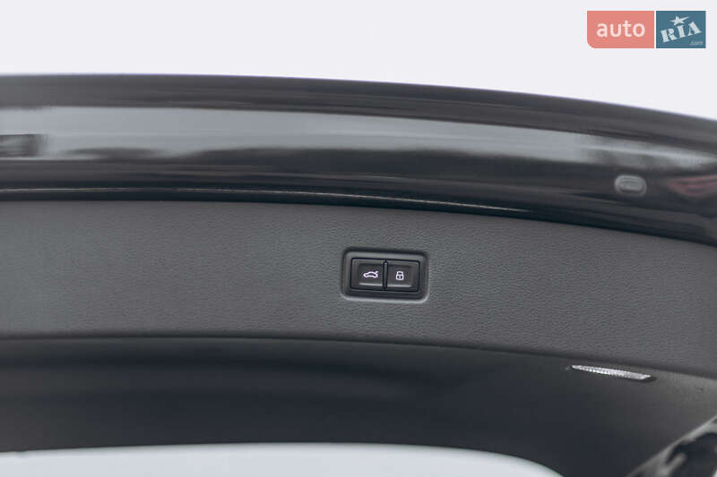 Внедорожник / Кроссовер Audi Q7 2016 в Луцке