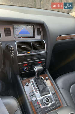 Внедорожник / Кроссовер Audi Q7 2013 в 