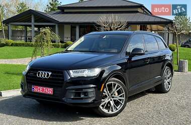 Внедорожник / Кроссовер Audi Q7 2018 в 