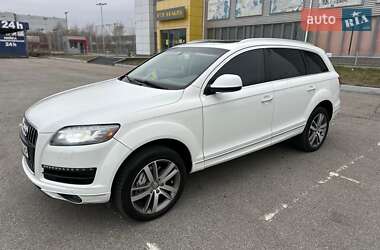 Внедорожник / Кроссовер Audi Q7 2013 в 