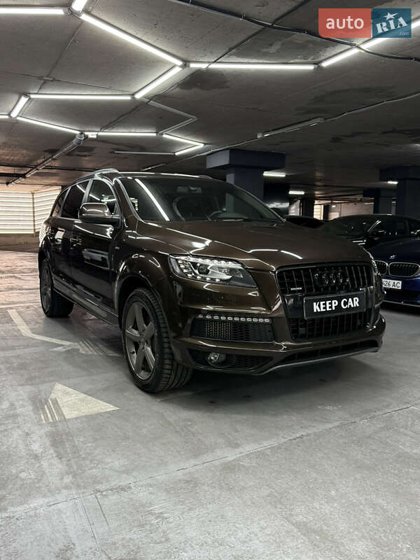 Позашляховик / Кросовер Audi Q7 2015 в Одесі