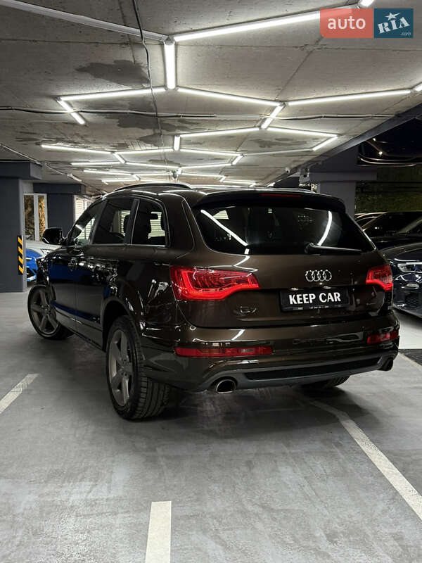 Позашляховик / Кросовер Audi Q7 2015 в Одесі