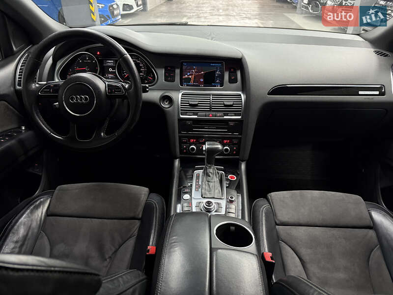 Позашляховик / Кросовер Audi Q7 2015 в Одесі