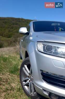 Внедорожник / Кроссовер Audi Q7 2007 в 