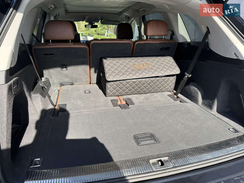 Внедорожник / Кроссовер Audi Q7 2017 в Киеве