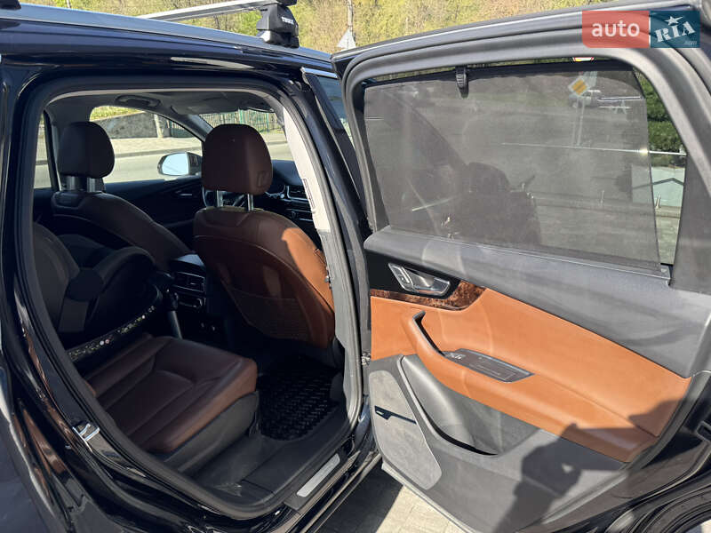 Внедорожник / Кроссовер Audi Q7 2017 в Киеве