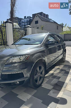 Позашляховик / Кросовер Audi Q7 2015 в Ірпені