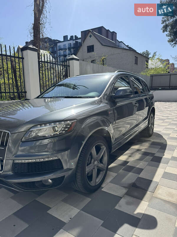 Внедорожник / Кроссовер Audi Q7 2015 в Ирпене