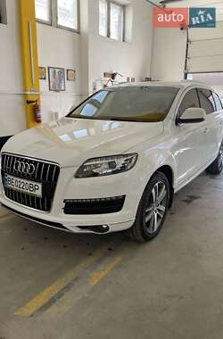 Внедорожник / Кроссовер Audi Q7 2013 в 