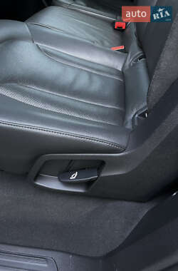 Внедорожник / Кроссовер Audi Q7 2013 в 