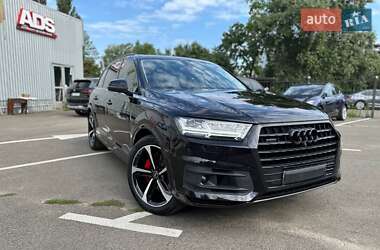 Внедорожник / Кроссовер Audi Q7 2017 в Киеве