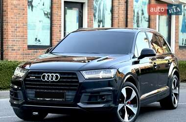 Внедорожник / Кроссовер Audi Q7 2016 в Киеве