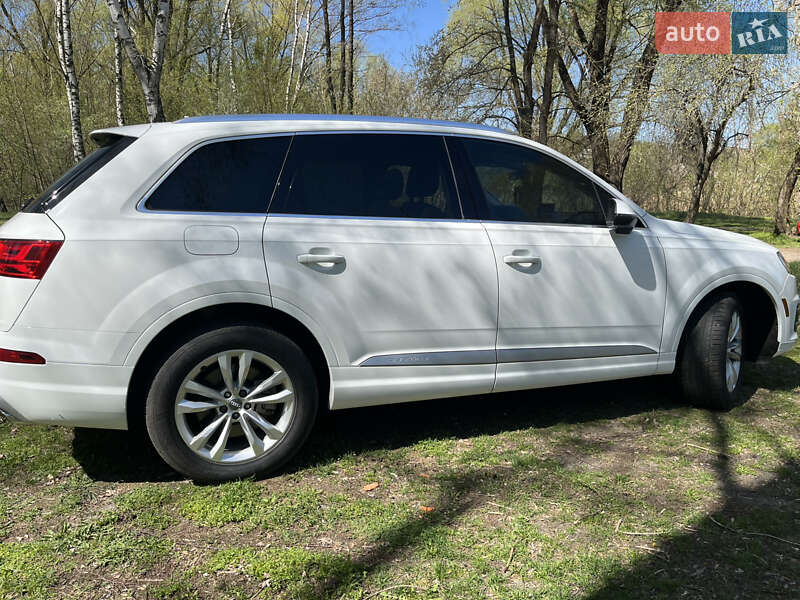 Позашляховик / Кросовер Audi Q7 2016 в Києві фото 4 Позашляховик / Кросовер Audi Q7 2016 в Києві