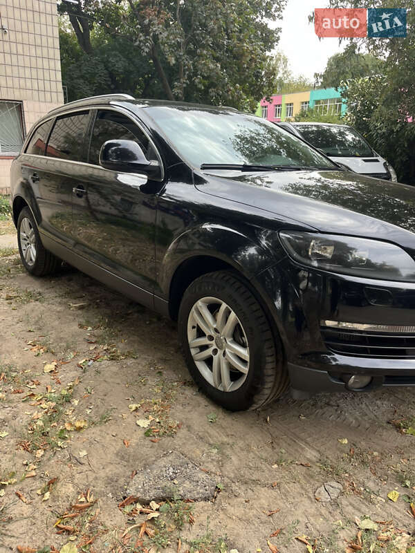 Позашляховик / Кросовер Audi Q7 2009 в Києві фото 13 Позашляховик / Кросовер Audi Q7 2009 в Києві