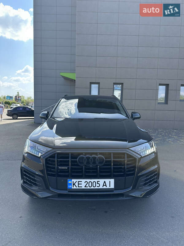 Внедорожник / Кроссовер Audi Q7 2020 в Кривом Роге